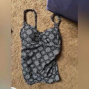 Kona Sol Black and White Swim top